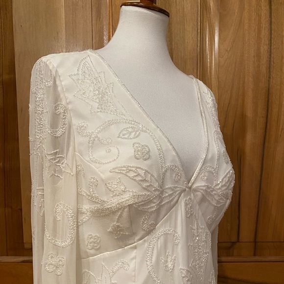 Cecily Brown Ivory Silk Full-Length Embroidered & Beaded Wedding/Formal Dress 14 - Picture 12 of 16